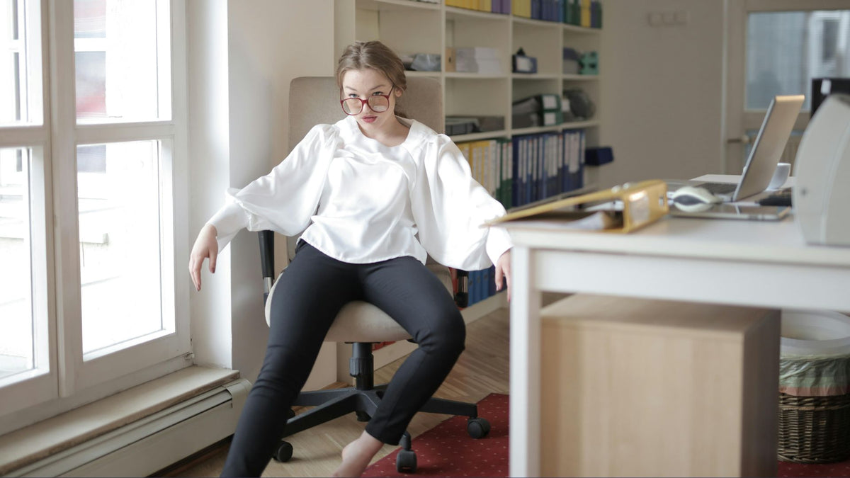 Does office work cause shoulder pain?