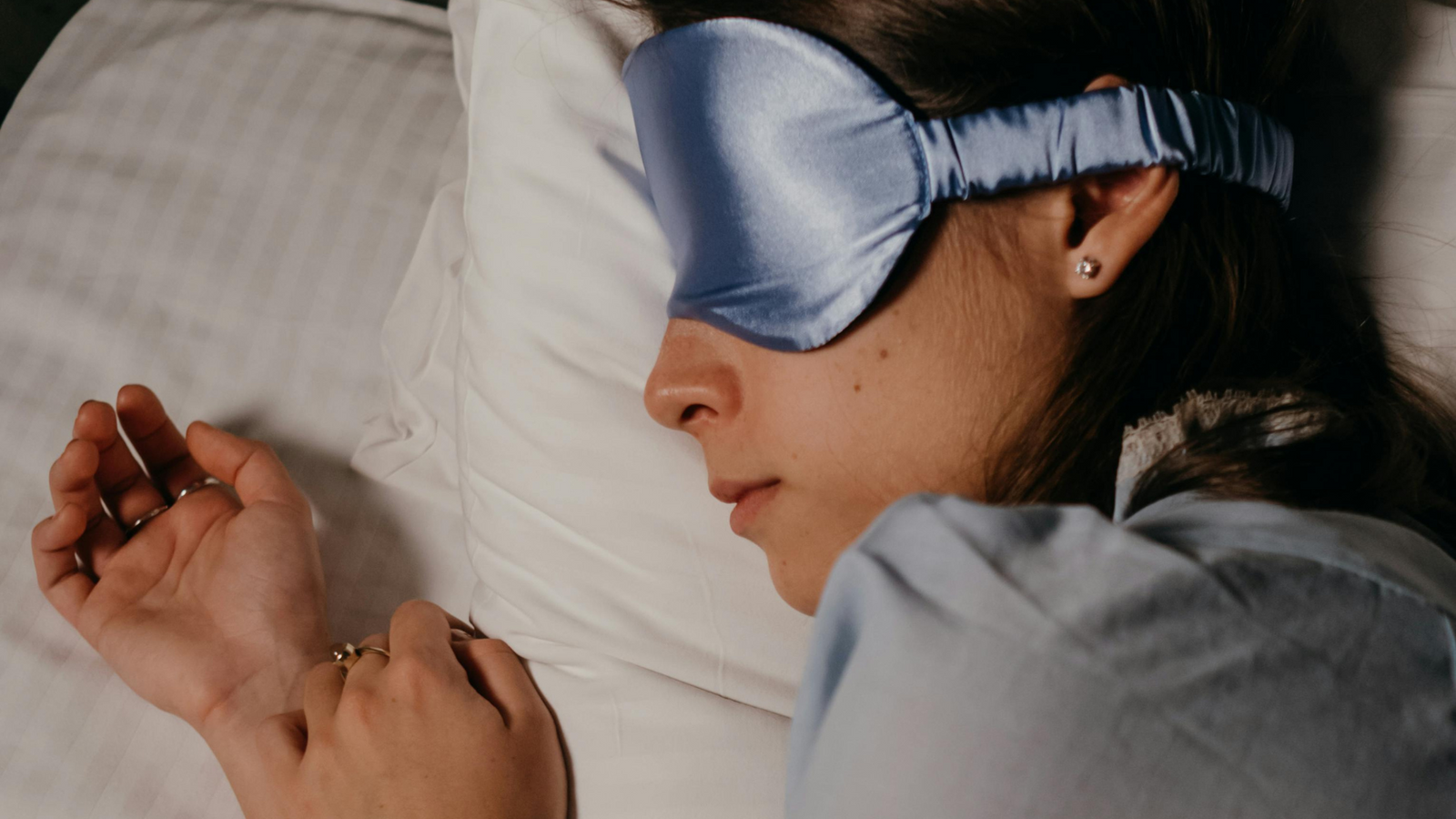 Improving Your Sleep: 10 Indirect Ways to Achieve It
